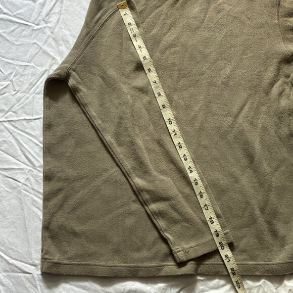 Light Green Vintage V-Neck Pullover Sweater - Picture 10 of 10
